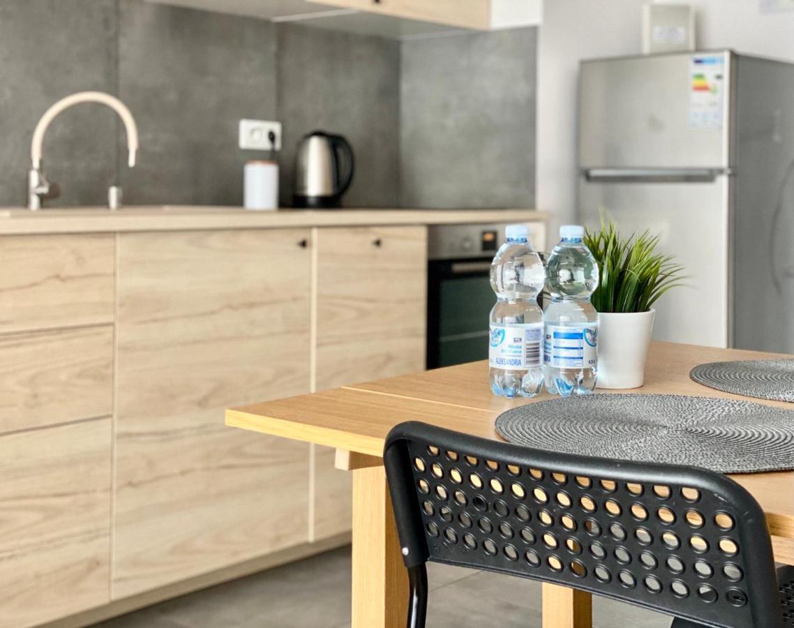 K22 Sky Apartments In The Варшава Екстериор снимка