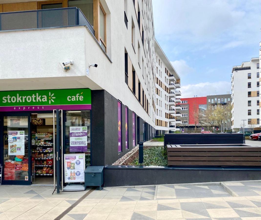 K22 Sky Apartments In The Варшава Екстериор снимка
