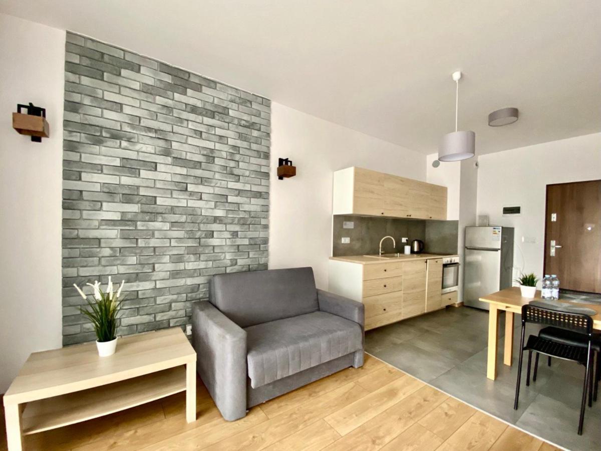 K22 Sky Apartments In The Варшава Екстериор снимка